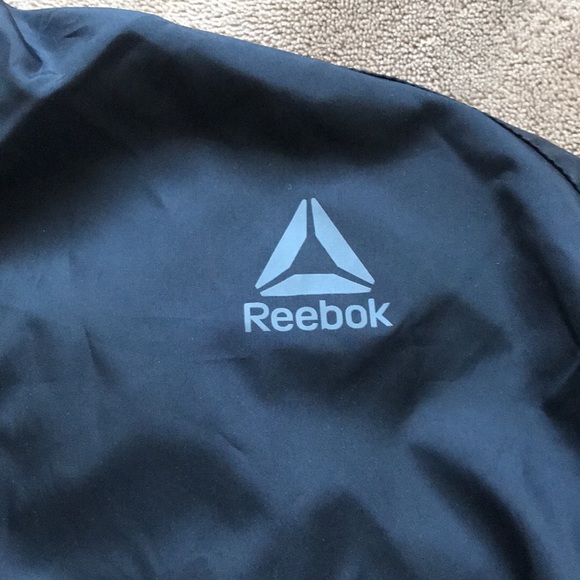 Reebok Windbreaker‼️ - Picture 3 of 4